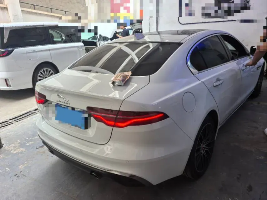 2020 Jaguar XEL 2.0T 200HP L4 8AT,autocango,china used car exporter,china ev exporter,chinese used car exporter,chinese used ev exporter
