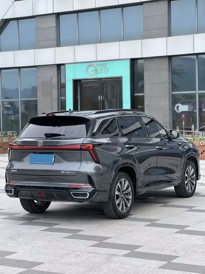 2023 ChangAn CS75 Plus 1.5T 188HP L4 8AT,autocango,china used car exporter,china ev exporter,chinese used car exporter,chinese used ev exporter