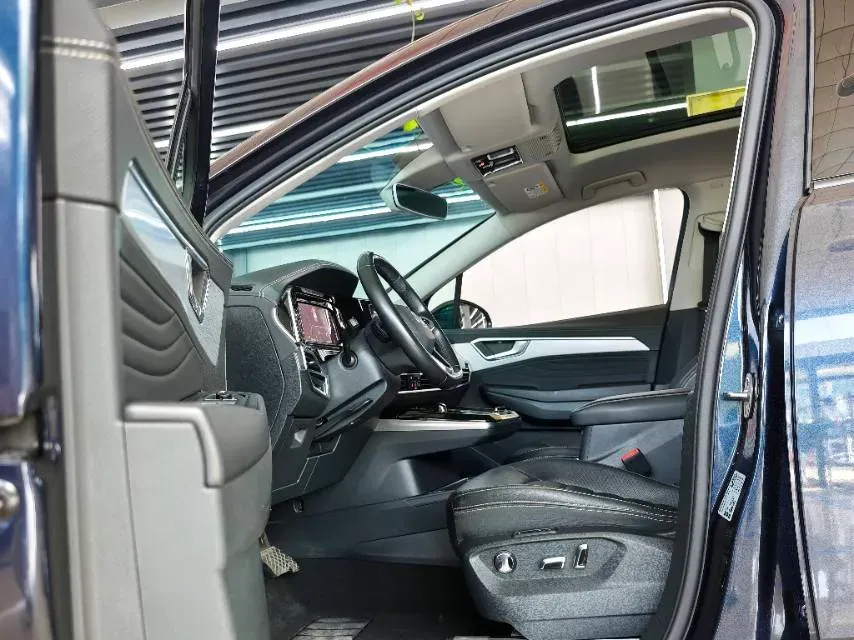 2021 Volkswagen Talagon 2.0T 220HP L4 7DCT,autocango,china used car exporter,china ev exporter,chinese used car exporter,chinese used ev exporter