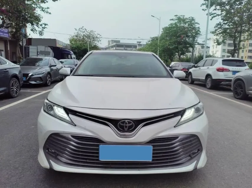 2019 Toyota Camry 2.0L 178HP L4 CVT,autocango,china used car exporter,china ev exporter,chinese used car exporter,chinese used ev exporter