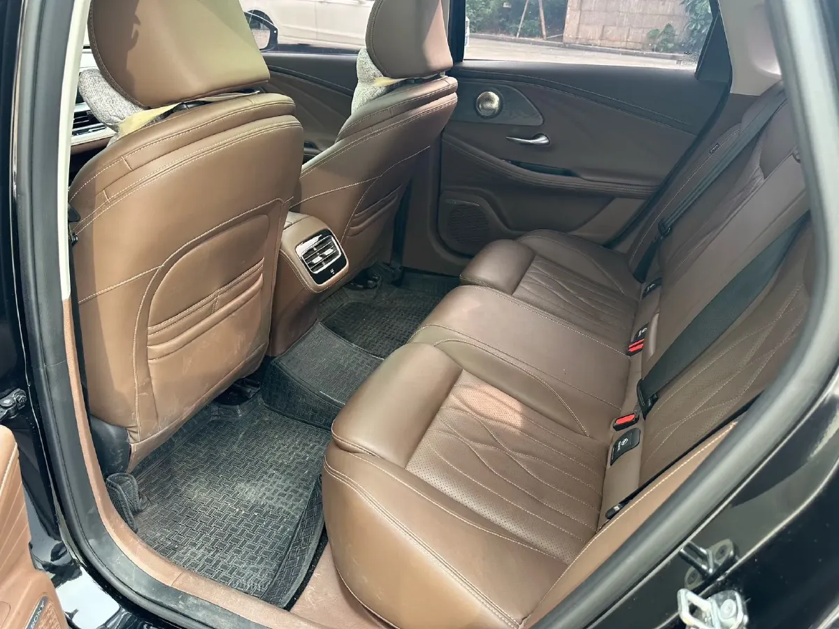 2023 Chery Arrizo 8 2.0T 254HP L4 7DCT,autocango,china used car exporter,china ev exporter,chinese used car exporter,chinese used ev exporter