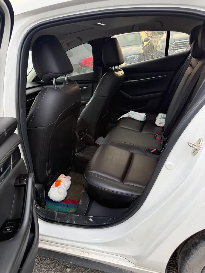 2020 Mazda 3 Axela 2.0L 158HP L4 6AT,autocango,china used car exporter,china ev exporter,chinese used car exporter,chinese used ev exporter