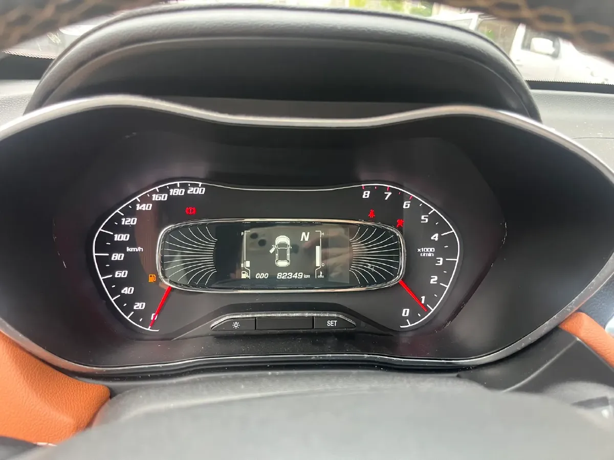 2017 HaiMa S5 Young Edition 1.6L 122HP L4 5MT,autocango,china used car exporter,china ev exporter,chinese used car exporter,chinese used ev exporter