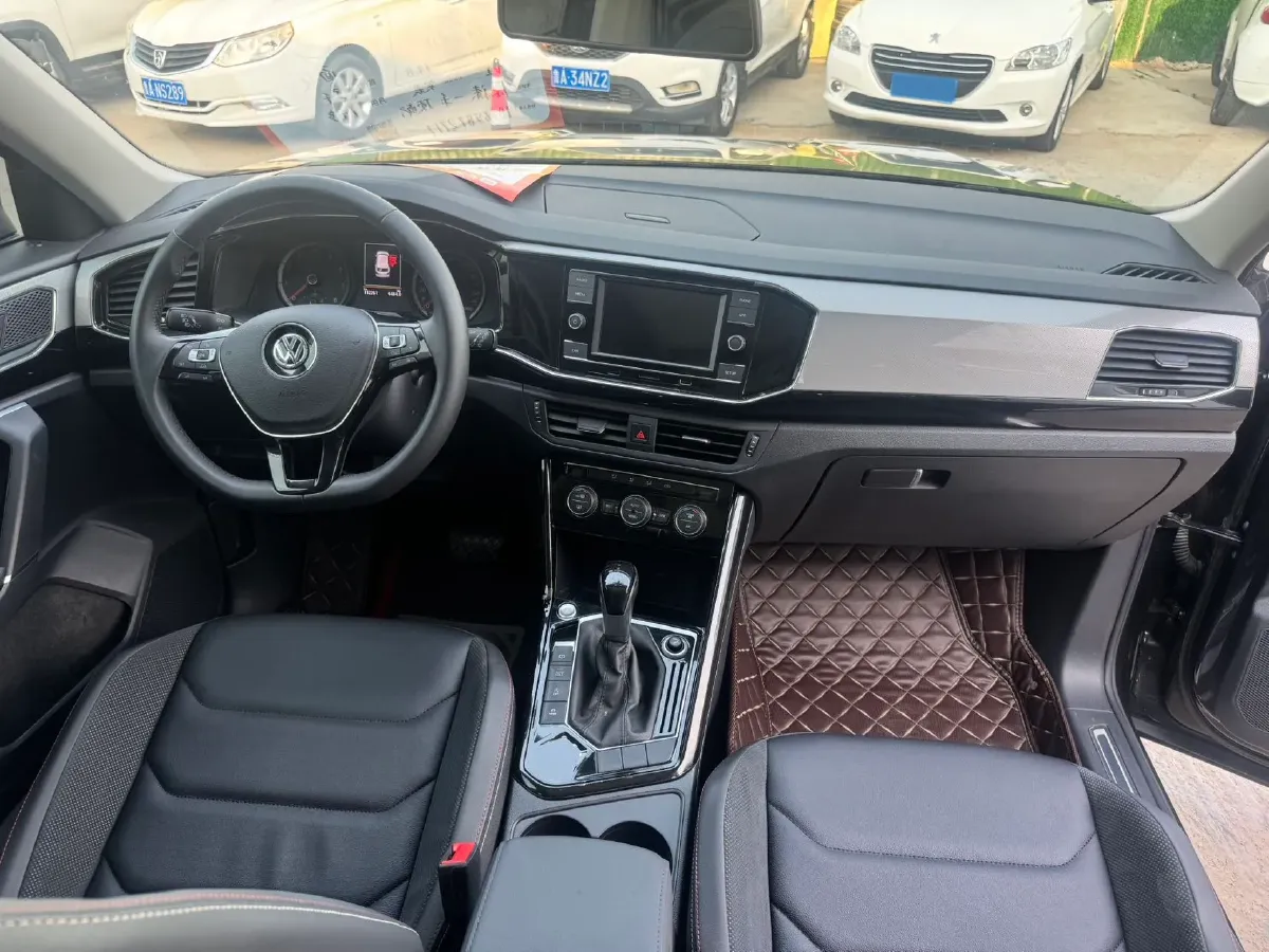 2019 Jeep Cherokee 2.0T 234HP L4 9AT,autocango,china used car exporter,china ev exporter,chinese used car exporter,chinese used ev exporter