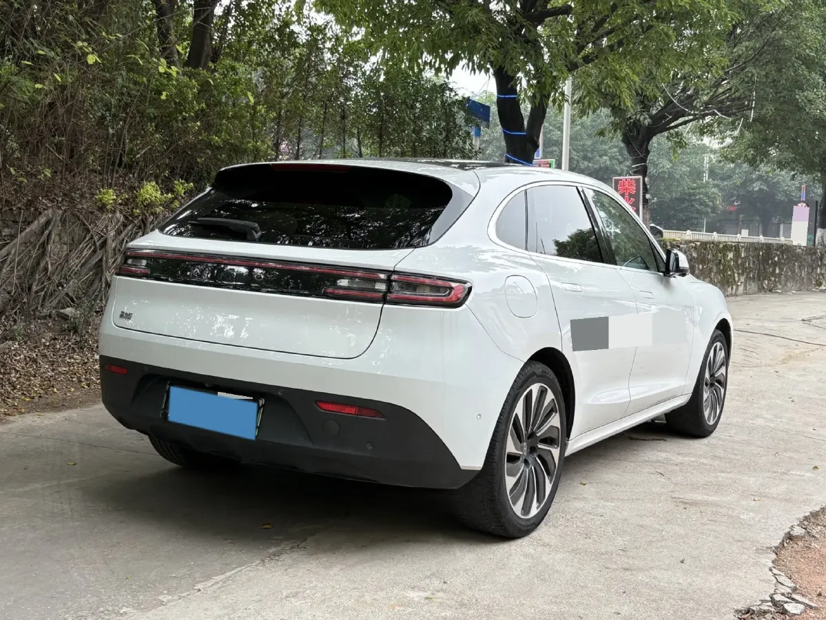 2022 JMC YuHu 7 2.0T 141HP L4 8AT,autocango,china used car exporter,china ev exporter,chinese used car exporter,chinese used ev exporter