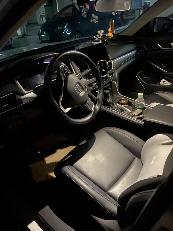 2022 Honda Accord 1.5T 194HP L4 CVT,autocango,china used car exporter,china ev exporter,chinese used car exporter,chinese used ev exporter