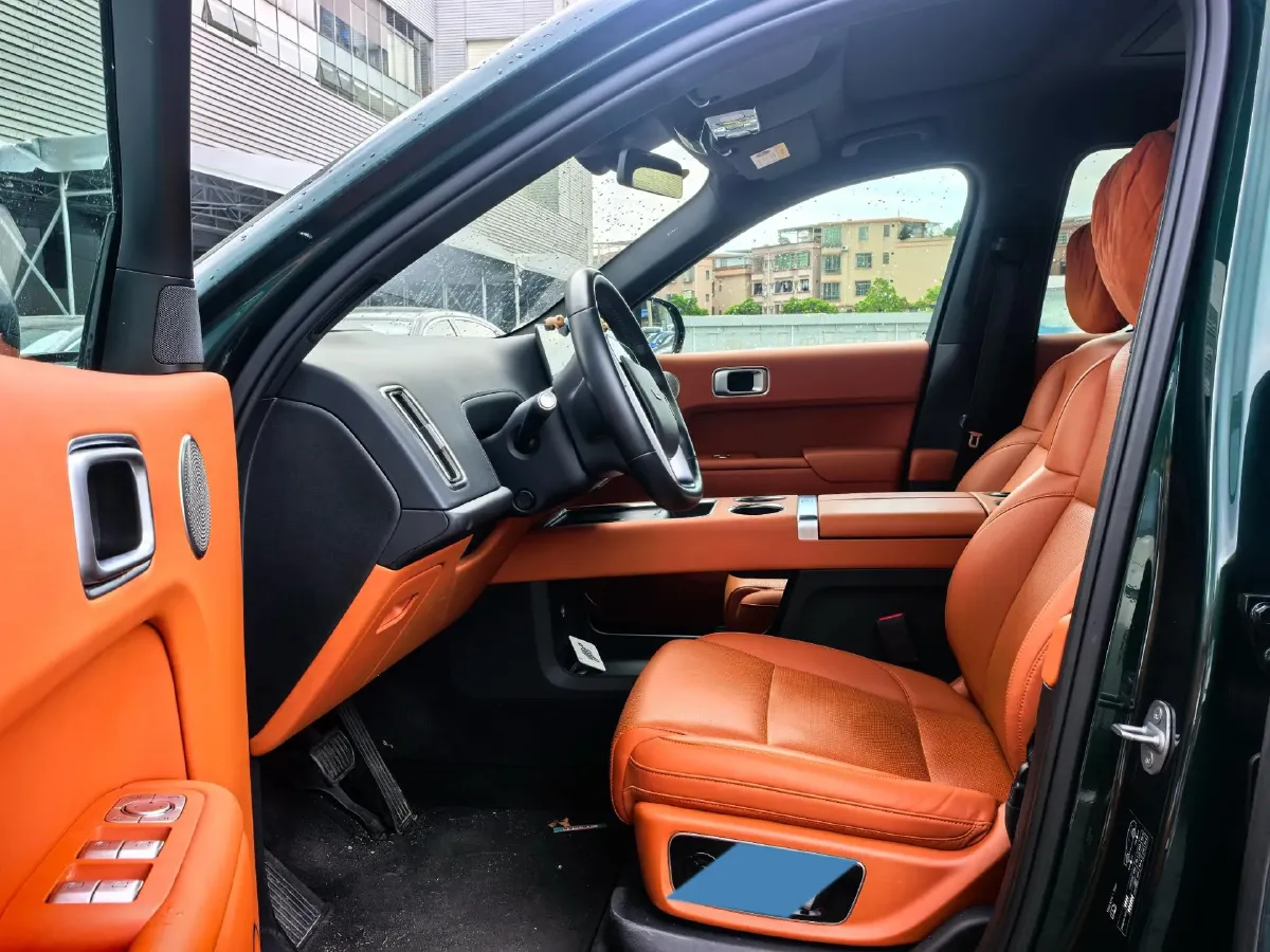 2022 Li L9 Range Extended 154HP REEV 42.6KWH,autocango,china used car exporter,china ev exporter,chinese used car exporter,chinese used ev exporter