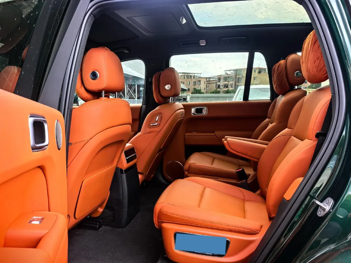 2022 Li L9 Range Extended 154HP REEV 42.6KWH,autocango,china used car exporter,china ev exporter,chinese used car exporter,chinese used ev exporter