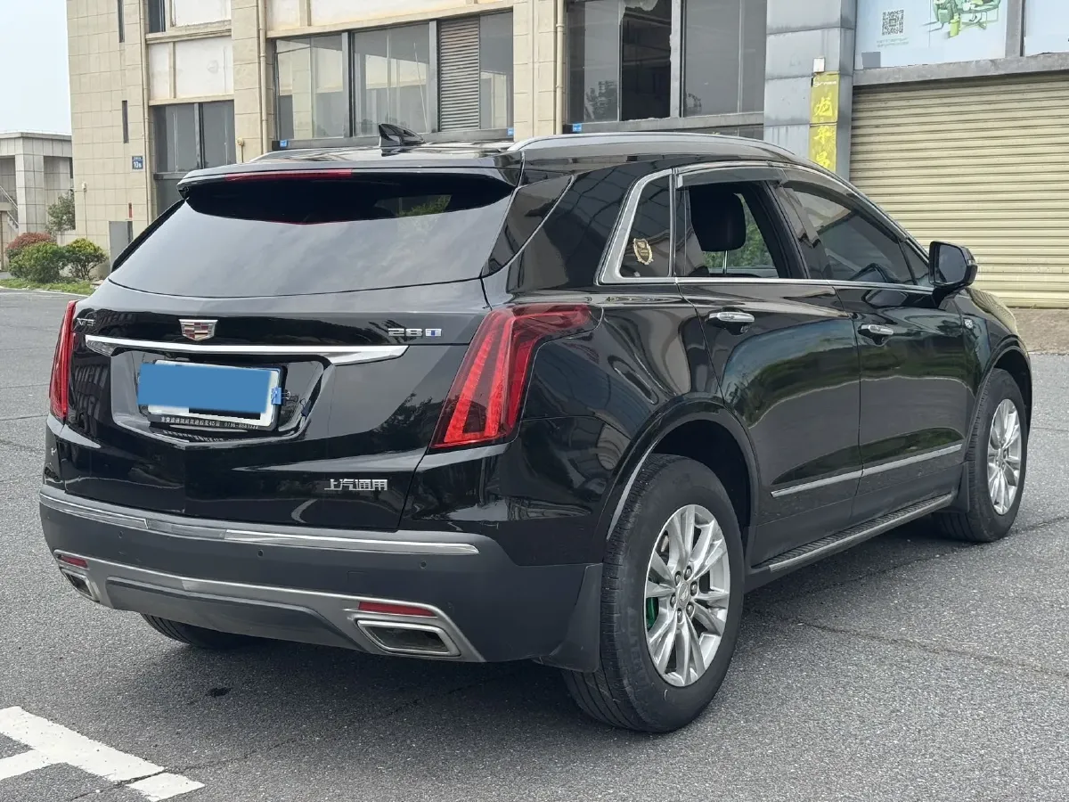 2024 Cadillac XT5 2.0T 237HP L4 9AT,autocango,china used car exporter,china ev exporter,chinese used car exporter,chinese used ev exporter