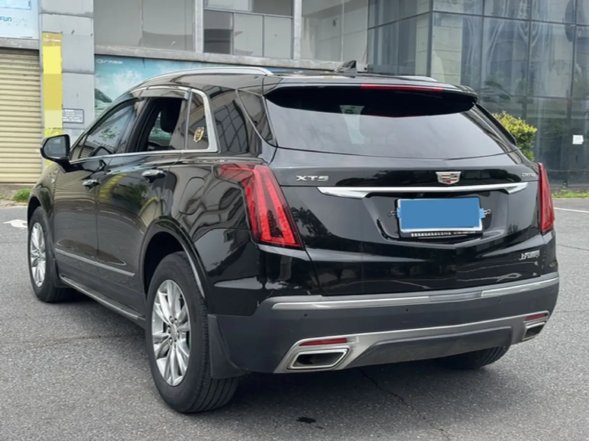 2024 Cadillac XT5 2.0T 237HP L4 9AT,autocango,china used car exporter,china ev exporter,chinese used car exporter,chinese used ev exporter