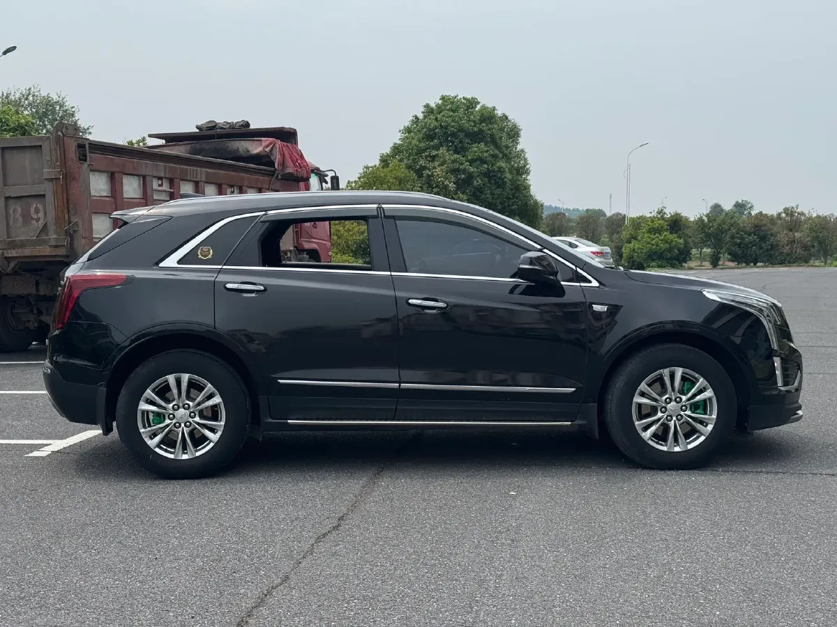2024 Cadillac XT5 2.0T 237HP L4 9AT,autocango,china used car exporter,china ev exporter,chinese used car exporter,chinese used ev exporter