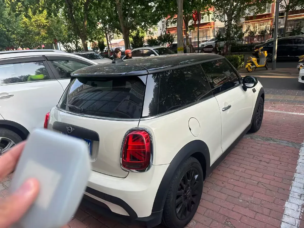 2023 MINI MINI 1.5T 102HP L3 7DCT,autocango,china used car exporter,china ev exporter,chinese used car exporter,chinese used ev exporter