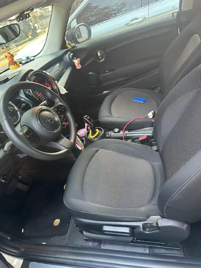 2023 MINI MINI 1.5T 102HP L3 7DCT,autocango,china used car exporter,china ev exporter,chinese used car exporter,chinese used ev exporter