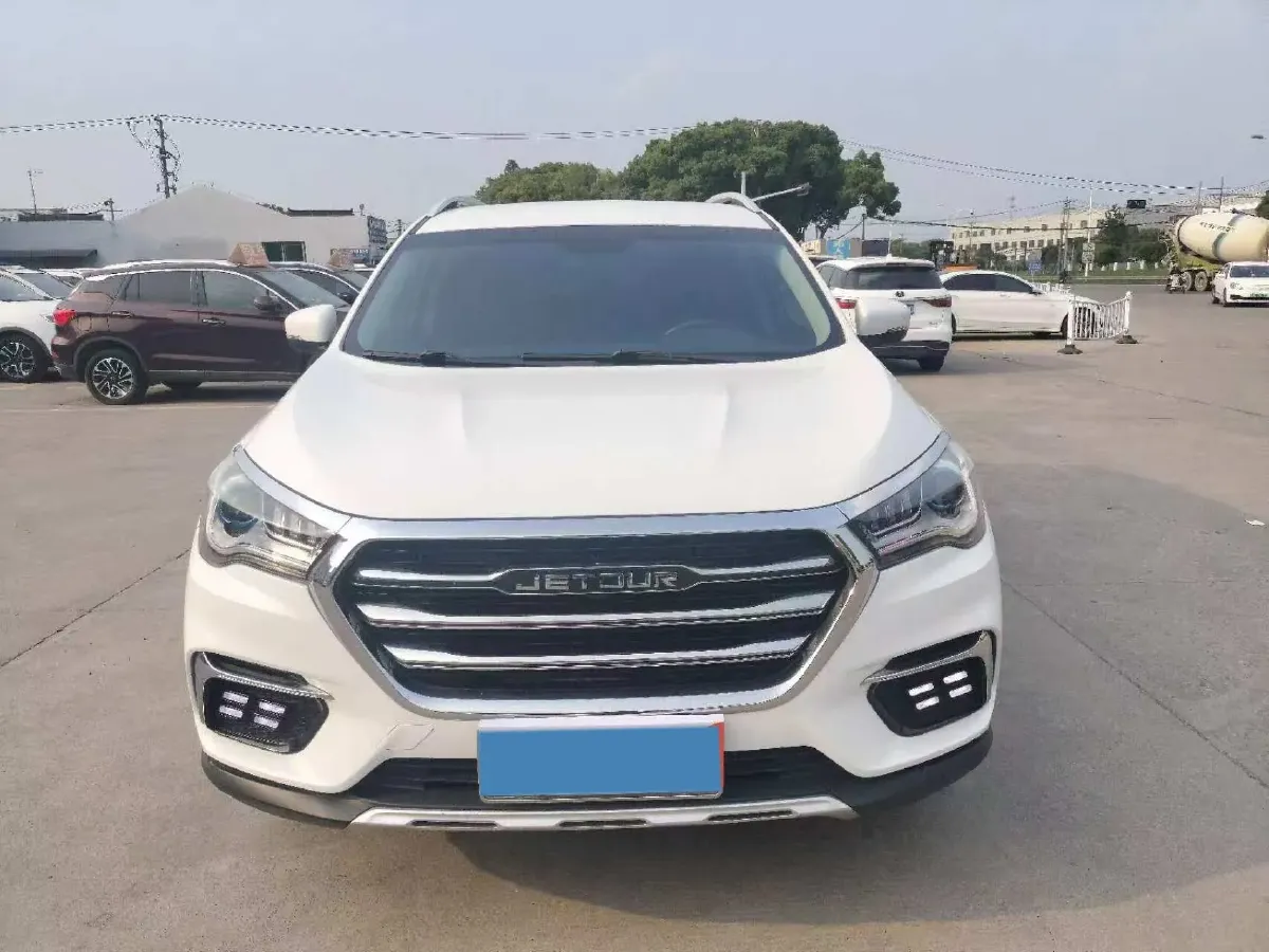2019 Jetour X90 1.5T 147HP L4 6MT,autocango,china used car exporter,china ev exporter,chinese used car exporter,chinese used ev exporter