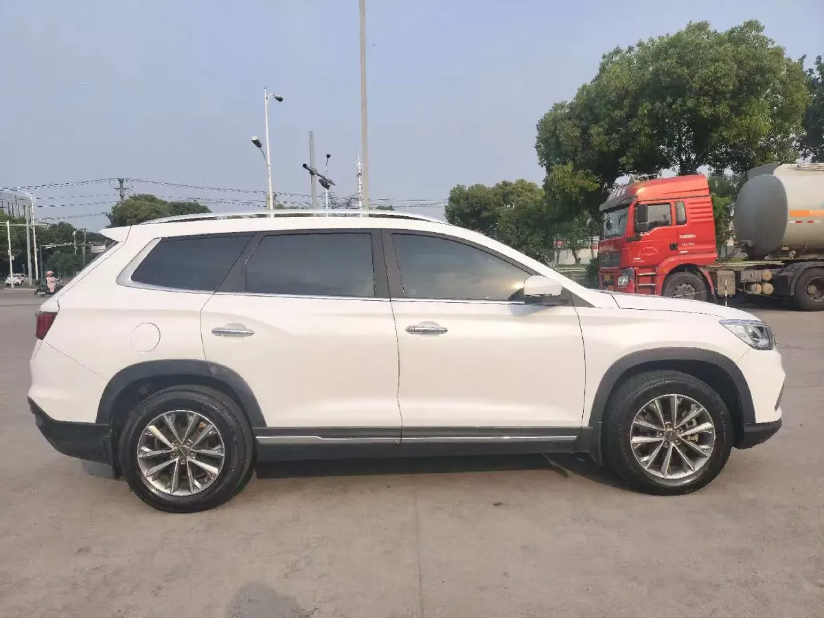 2019 Jetour X90 1.5T 147HP L4 6MT,autocango,china used car exporter,china ev exporter,chinese used car exporter,chinese used ev exporter