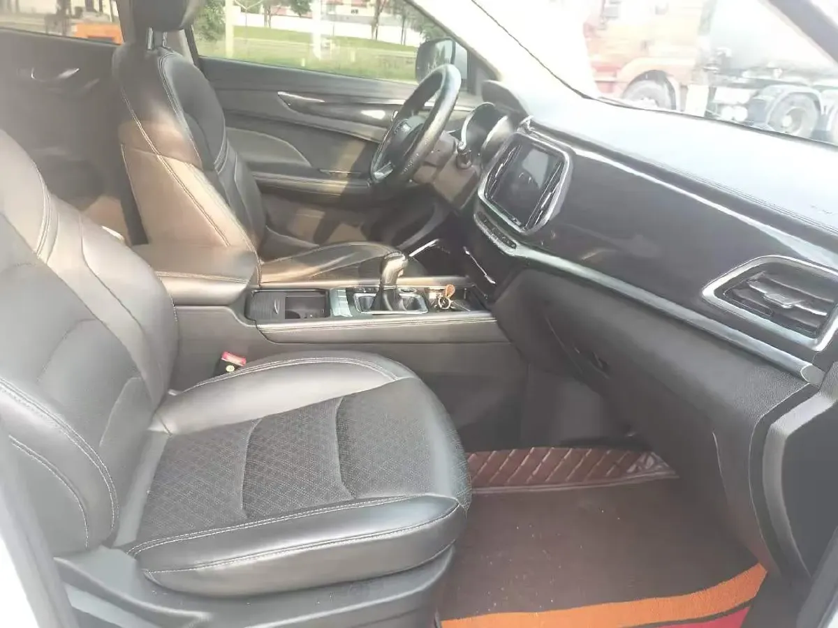 2019 Jetour X90 1.5T 147HP L4 6MT,autocango,china used car exporter,china ev exporter,chinese used car exporter,chinese used ev exporter