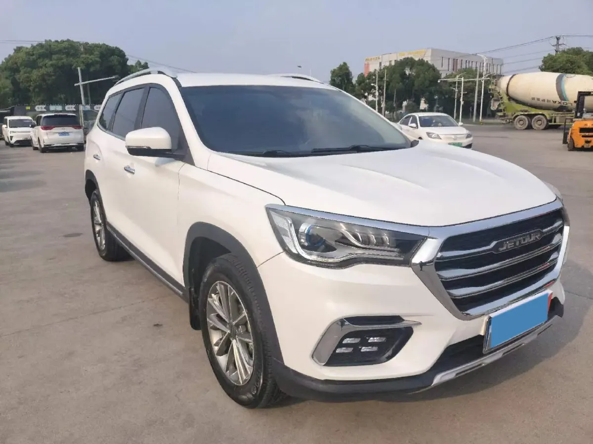 2019 Jetour X90 1.5T 147HP L4 6MT,autocango,china used car exporter,china ev exporter,chinese used car exporter,chinese used ev exporter