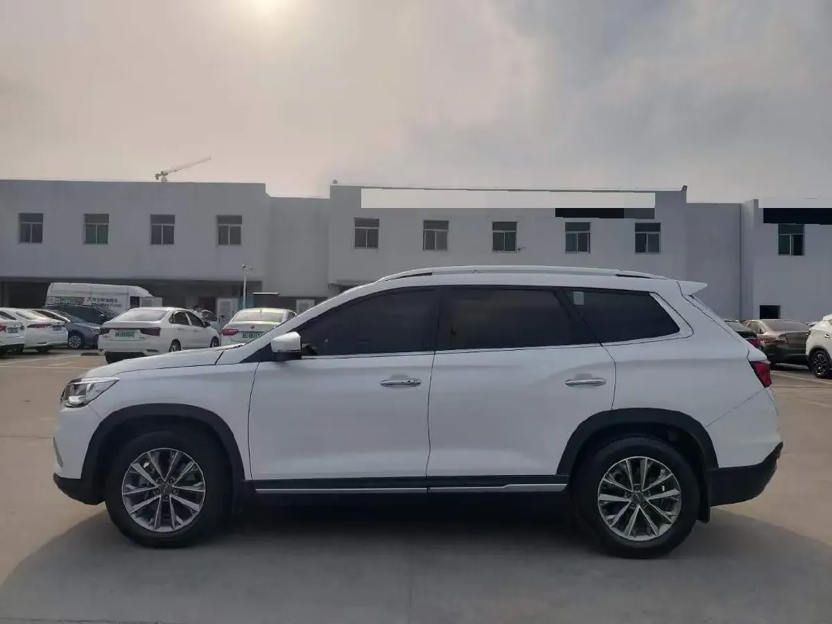 2019 Jetour X90 1.5T 147HP L4 6MT,autocango,china used car exporter,china ev exporter,chinese used car exporter,chinese used ev exporter