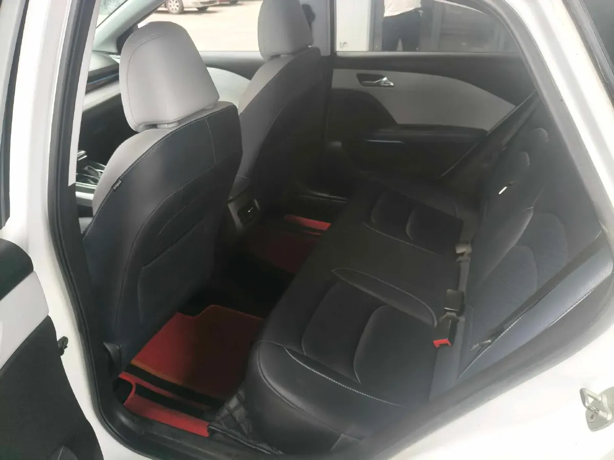 2023 Chevrolet Monza 1.5L 113HP L4 6DCT,autocango,china used car exporter,china ev exporter,chinese used car exporter,chinese used ev exporter