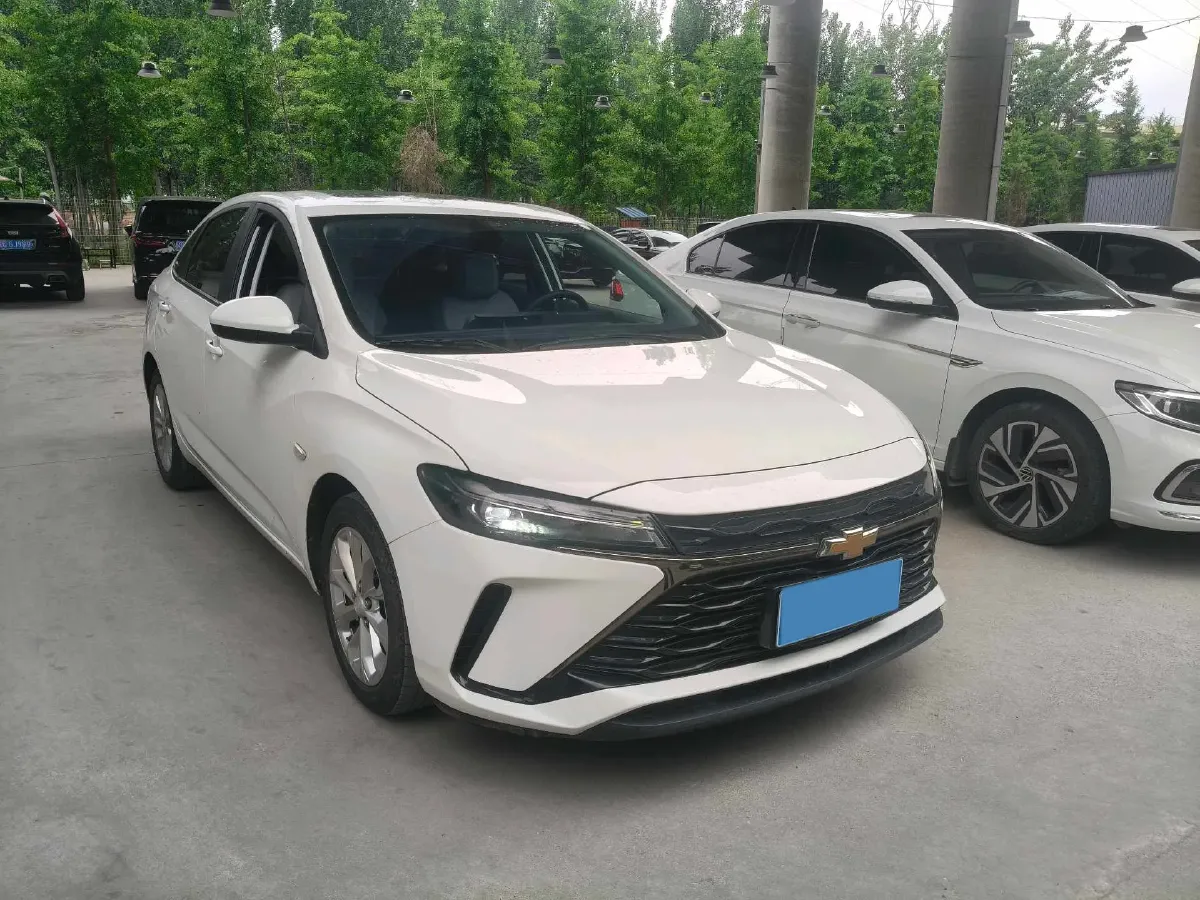 2023 Chevrolet Monza 1.5L 113HP L4 6DCT,autocango,china used car exporter,china ev exporter,chinese used car exporter,chinese used ev exporter