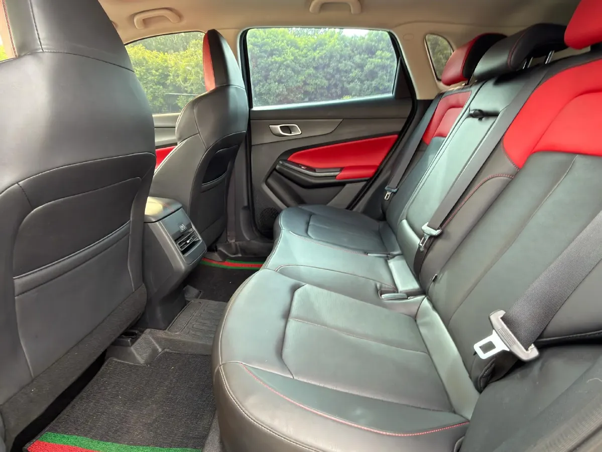 2022 ChangAn Kaicene KaiCheng F70 2.5T 150HP L4 6MT,autocango,china used car exporter,china ev exporter,chinese used car exporter,chinese used ev exporter