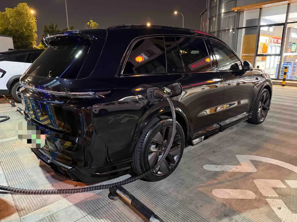 2023 Li L8 Range Extended 154HP REEV 40.9KWH,autocango,china used car exporter,china ev exporter,chinese used car exporter,chinese used ev exporter