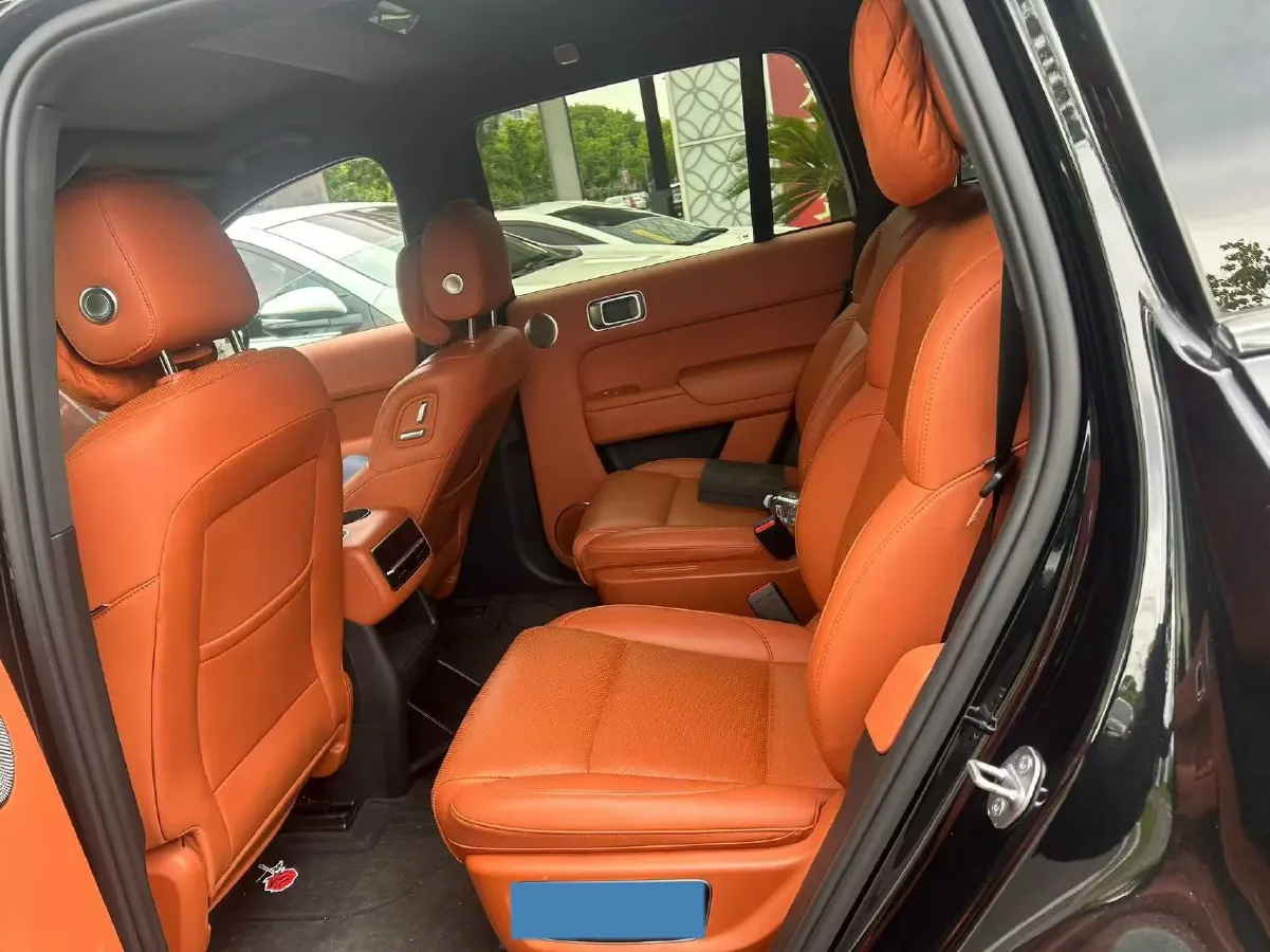 2023 Li L8 Range Extended 154HP REEV 40.9KWH,autocango,china used car exporter,china ev exporter,chinese used car exporter,chinese used ev exporter
