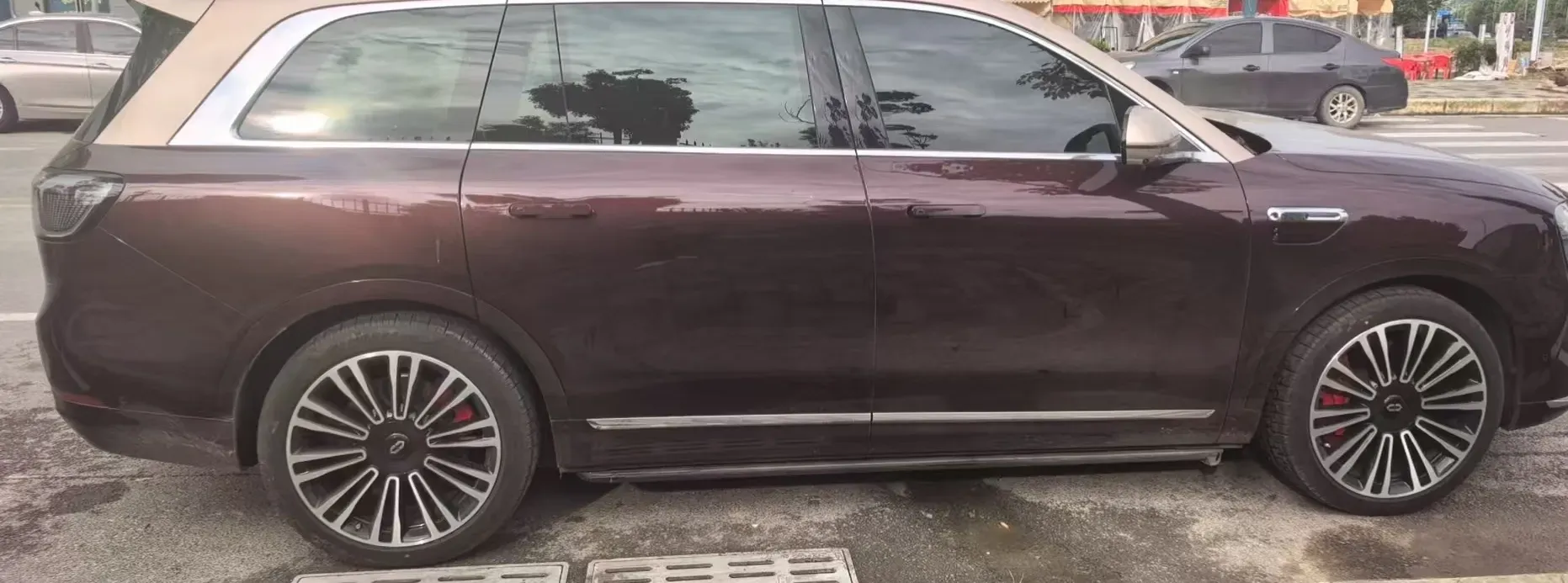 2025 AITO AITO M9 BEV 100KWH,autocango,china used car exporter,china ev exporter,chinese used car exporter,chinese used ev exporter