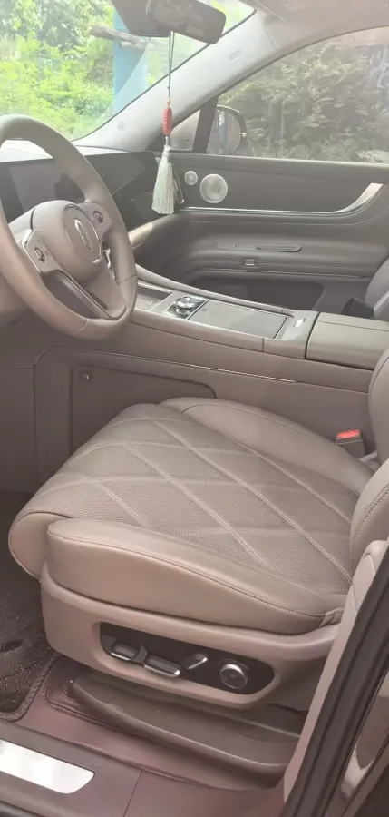2025 AITO AITO M9 BEV 100KWH,autocango,china used car exporter,china ev exporter,chinese used car exporter,chinese used ev exporter