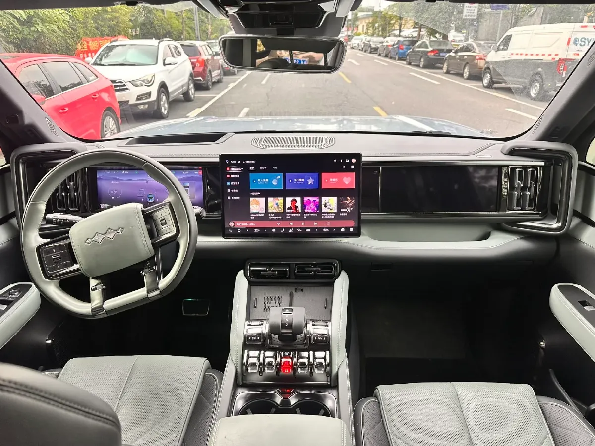 2023 FangChengBao Bao 5 1.5T 194HP L4 E-CVT PHEV 31.8KWH,autocango,china used car exporter,china ev exporter,chinese used car exporter,chinese used ev exporter