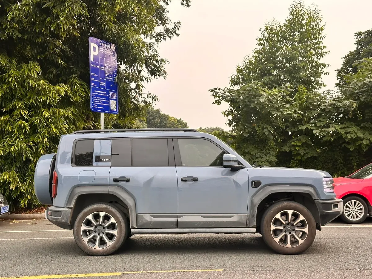 2023 FangChengBao Bao 5 1.5T 194HP L4 E-CVT PHEV 31.8KWH,autocango,china used car exporter,china ev exporter,chinese used car exporter,chinese used ev exporter