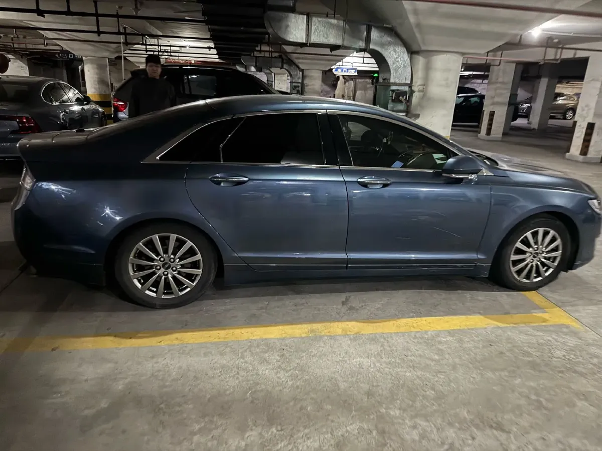 2020 Lincoln MKZ 2.0T 196HP L4 6AT,autocango,china used car exporter,china ev exporter,chinese used car exporter,chinese used ev exporter