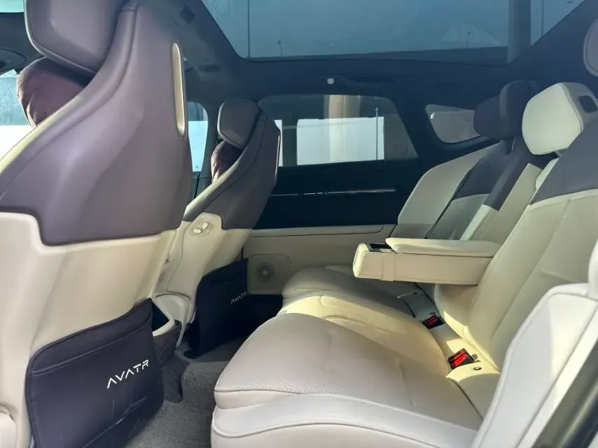 2024 Avatr 12 BEV 94.5KWH,autocango,china used car exporter,china ev exporter,chinese used car exporter,chinese used ev exporter