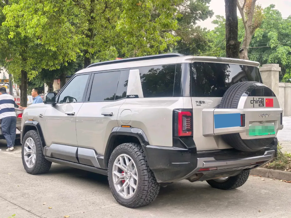 2025 FangChengBao Bao 8 2.0T 245HP L4 E-CVT PHEV 36.8KWH,autocango,china used car exporter,china ev exporter,chinese used car exporter,chinese used ev exporter