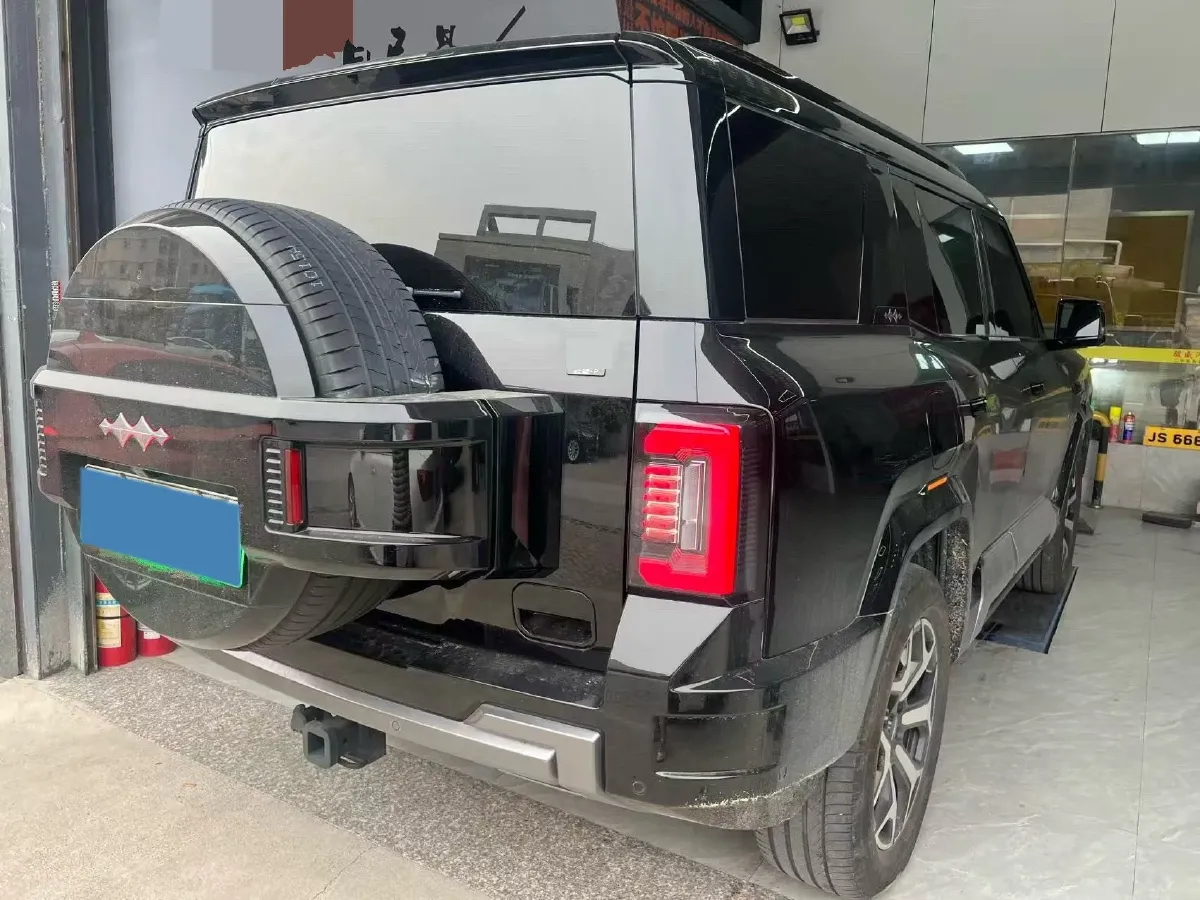 2025 FangChengBao Bao 8 2.0T 245HP L4 E-CVT PHEV 36.8KWH,autocango,china used car exporter,china ev exporter,chinese used car exporter,chinese used ev exporter