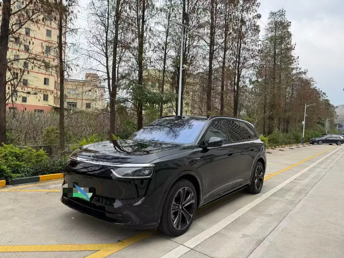 2025 AITO AITO M8 REEV 160HP REEV 53.4KWH,autocango,china used car exporter,china ev exporter,chinese used car exporter,chinese used ev exporter