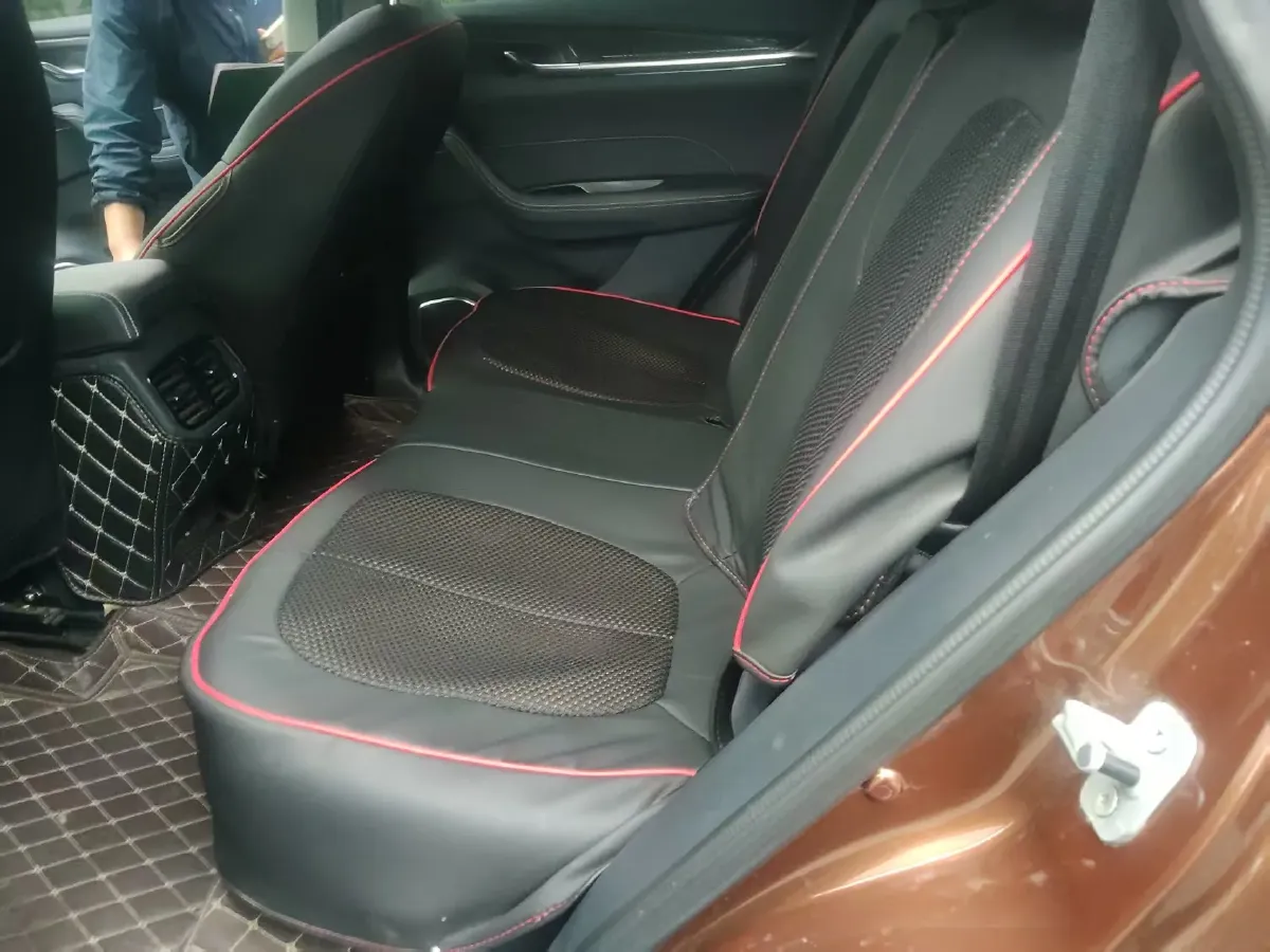 2018 Brilliance Auto V7 1.6T 204HP L4 6MT,autocango,china used car exporter,china ev exporter,chinese used car exporter,chinese used ev exporter