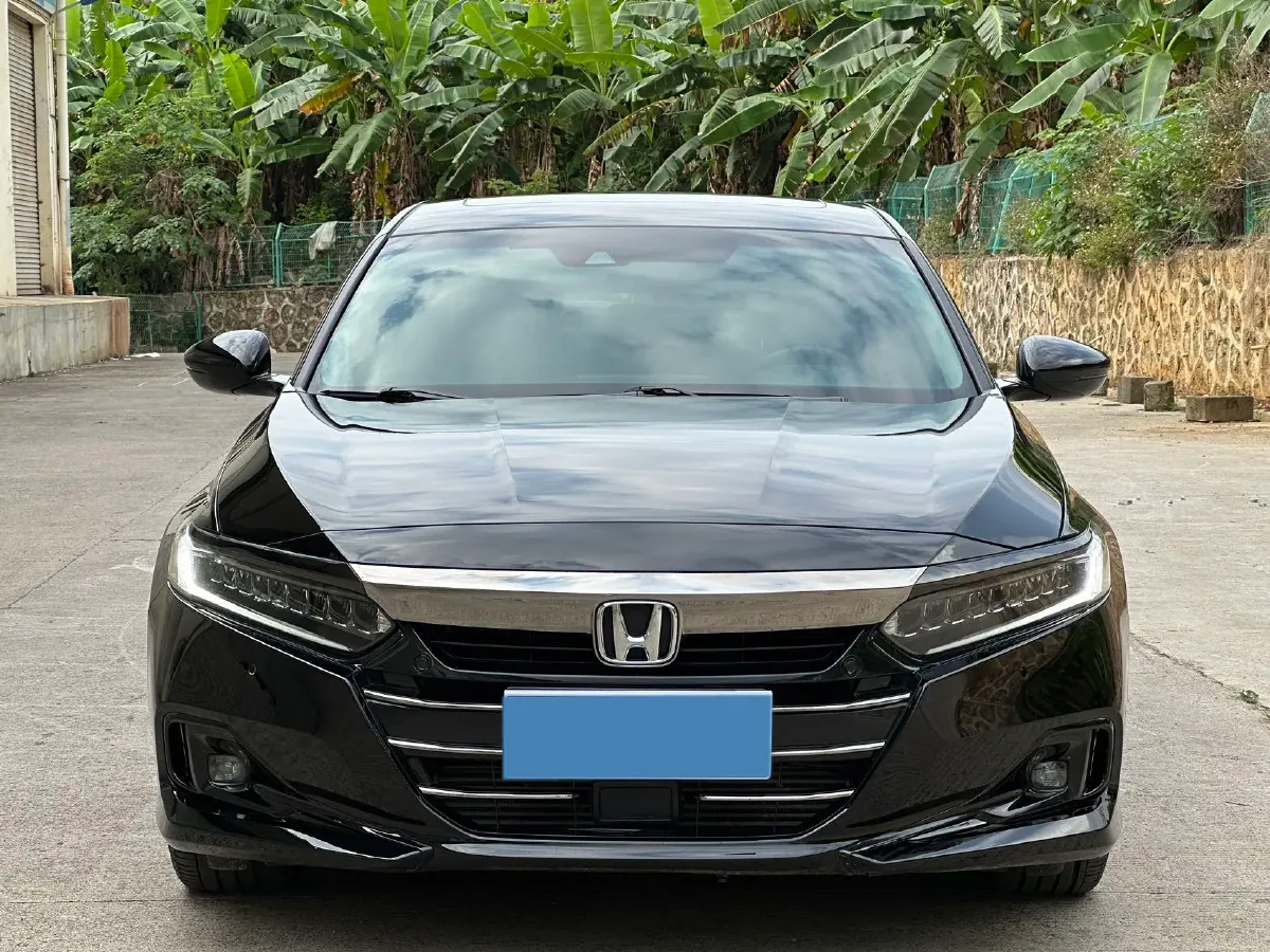 2022 Honda Accord 1.5T 194HP L4 CVT,autocango,china used car exporter,china ev exporter,chinese used car exporter,chinese used ev exporter