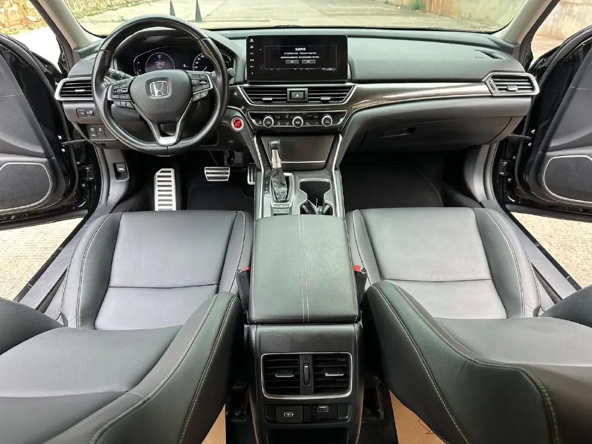 2022 Honda Accord 1.5T 194HP L4 CVT,autocango,china used car exporter,china ev exporter,chinese used car exporter,chinese used ev exporter