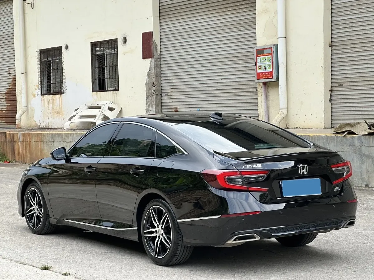 2022 Honda Accord 1.5T 194HP L4 CVT,autocango,china used car exporter,china ev exporter,chinese used car exporter,chinese used ev exporter