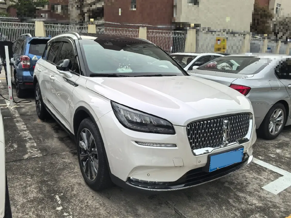 2022 Lincoln Corsair 2.0T 245HP L4 8AT,autocango,china used car exporter,china ev exporter,chinese used car exporter,chinese used ev exporter