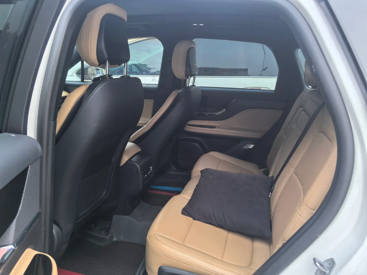 2022 Lincoln Corsair 2.0T 245HP L4 8AT,autocango,china used car exporter,china ev exporter,chinese used car exporter,chinese used ev exporter