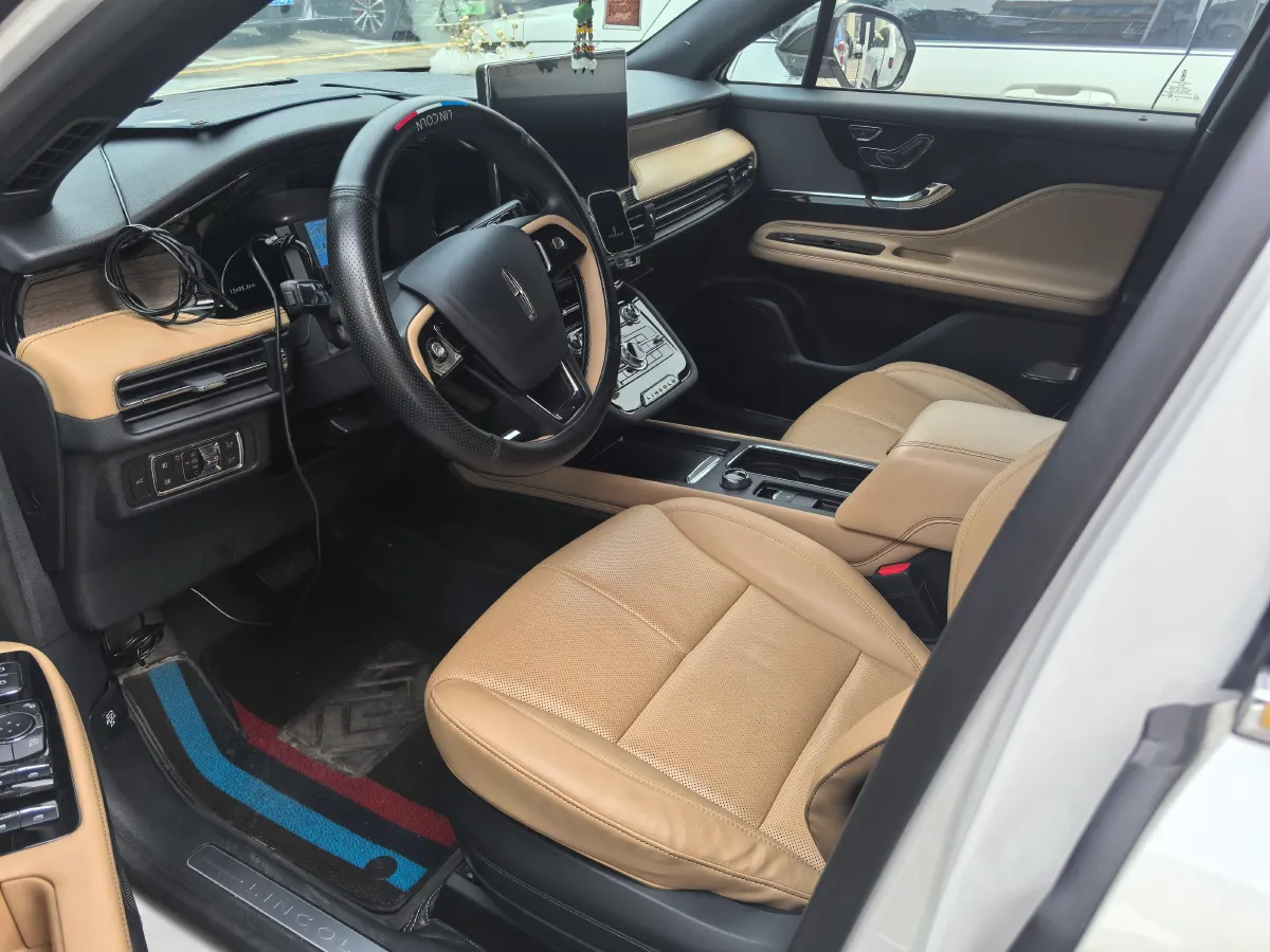 2022 Lincoln Corsair 2.0T 245HP L4 8AT,autocango,china used car exporter,china ev exporter,chinese used car exporter,chinese used ev exporter