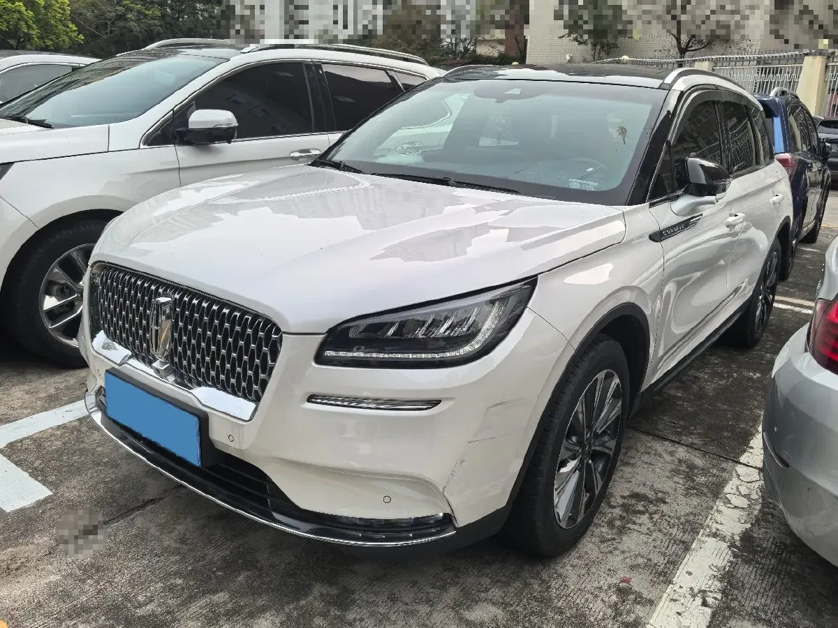 2022 Lincoln Corsair 2.0T 245HP L4 8AT,autocango,china used car exporter,china ev exporter,chinese used car exporter,chinese used ev exporter