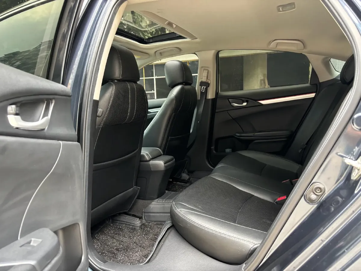 2019 Honda Civic 1.5T 177HP L4 CVT,autocango,china used car exporter,china ev exporter,chinese used car exporter,chinese used ev exporter