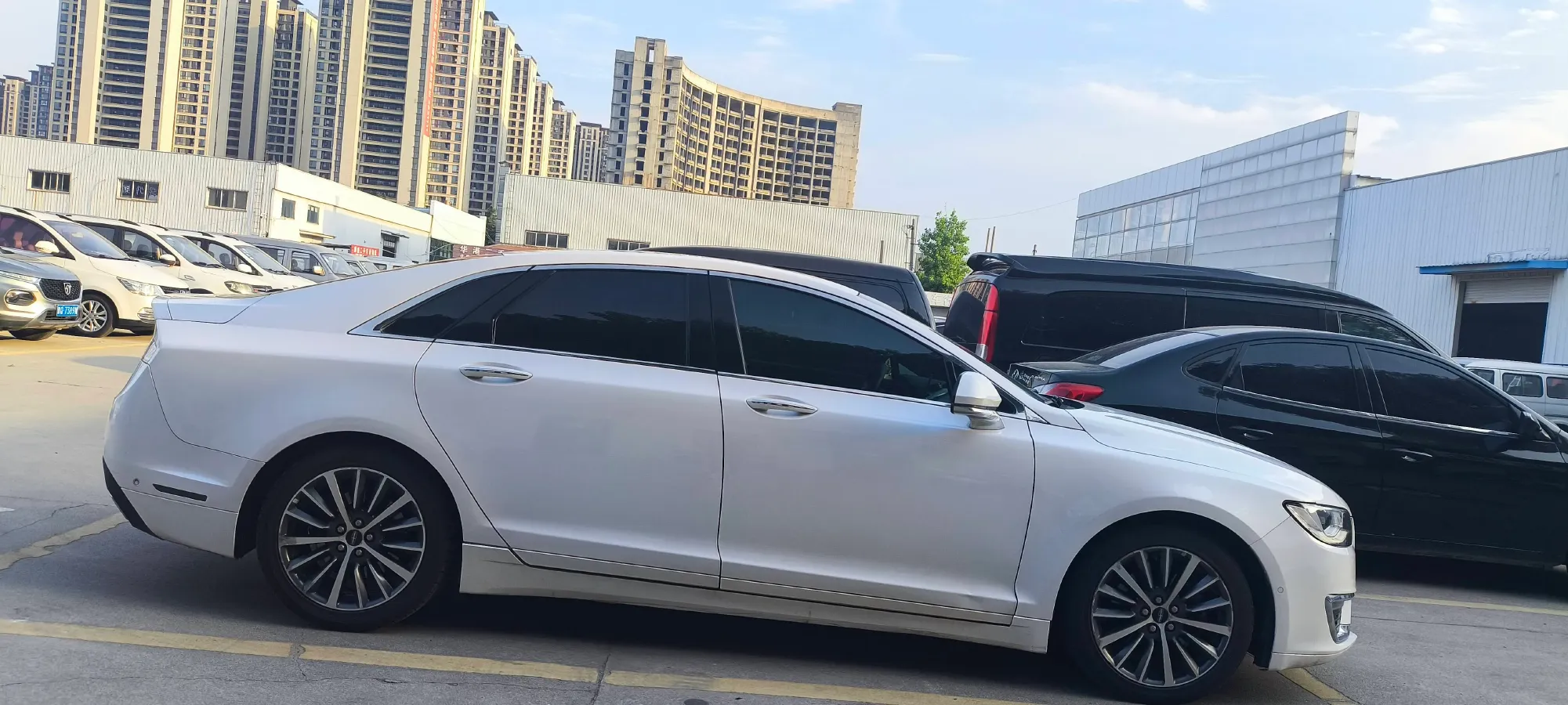 2017 Lincoln MKZ 2.0T 203HP L4 6AT,autocango,china used car exporter,china ev exporter,chinese used car exporter,chinese used ev exporter
