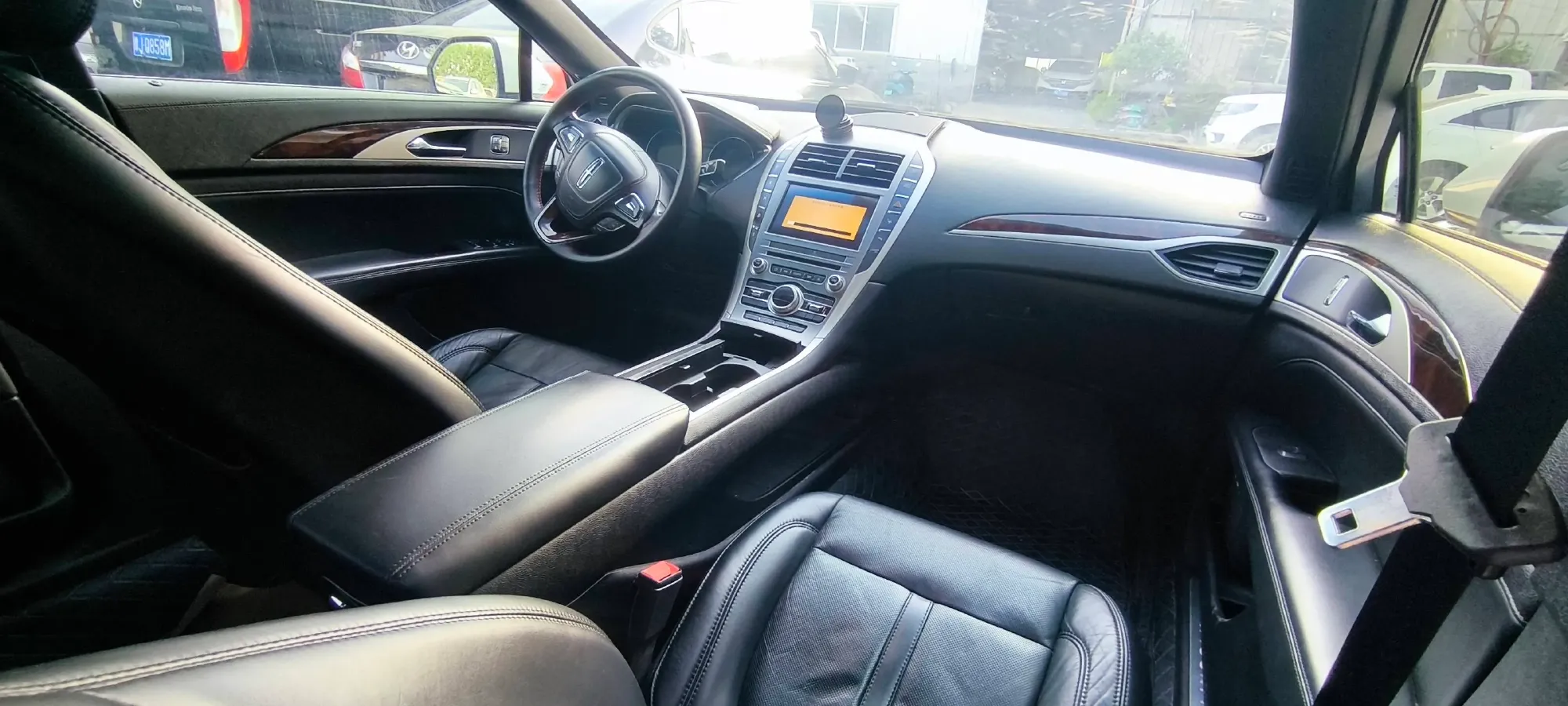 2017 Lincoln MKZ 2.0T 203HP L4 6AT,autocango,china used car exporter,china ev exporter,chinese used car exporter,chinese used ev exporter