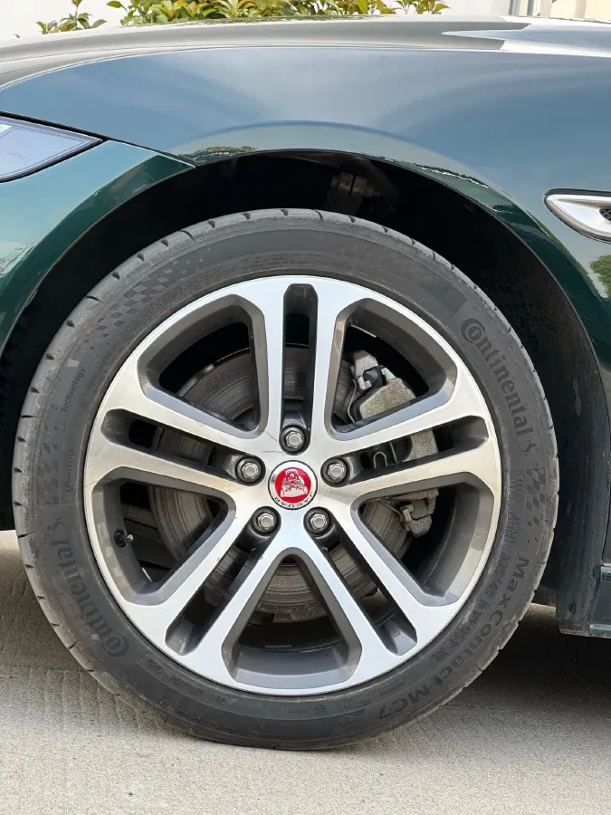 2023 Jaguar XEL 2.0T 250HP L4 8AT,autocango,china used car exporter,china ev exporter,chinese used car exporter,chinese used ev exporter