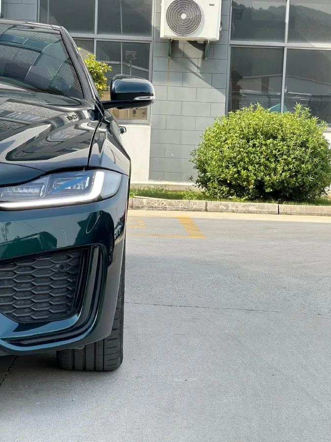2023 Jaguar XEL 2.0T 250HP L4 8AT,autocango,china used car exporter,china ev exporter,chinese used car exporter,chinese used ev exporter