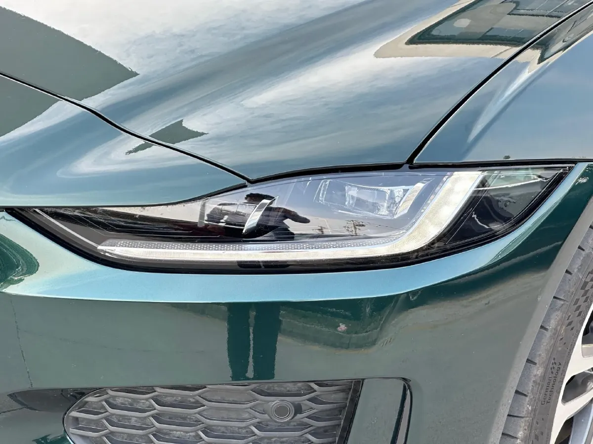2023 Jaguar XEL 2.0T 250HP L4 8AT,autocango,china used car exporter,china ev exporter,chinese used car exporter,chinese used ev exporter